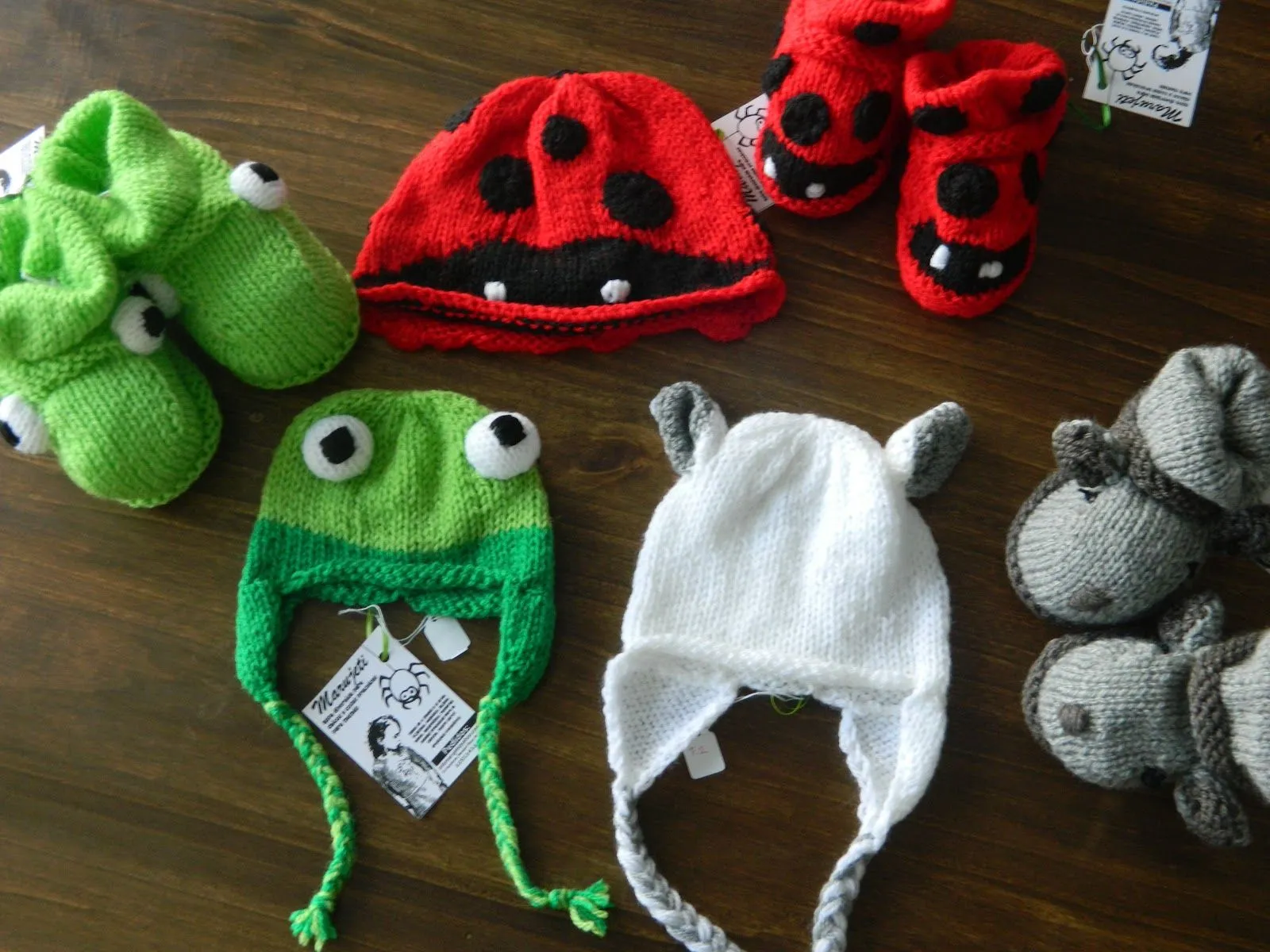 Pantuflas con suela y gorros de animalitos | Marujeti