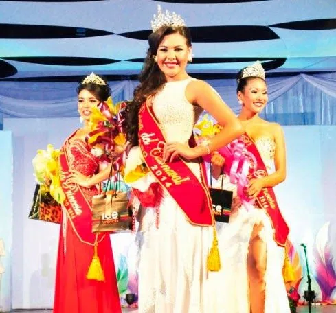 Paola Peñaloza es la chura reina del Carnaval Chapaco 2014 ...