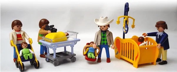 Papás playmobil que reflejan la sociedad actual | Juguetes