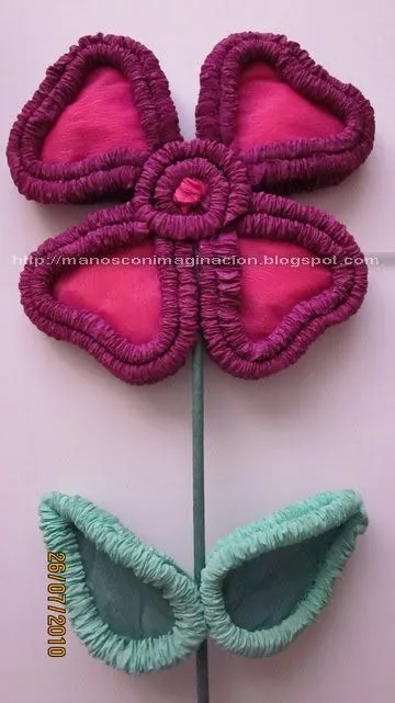 De papel y algo más...: agosto 2010