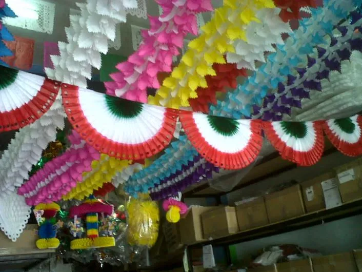 Papel picado ARTEMEX en SAN SALVADOR HUIXCOLOTLA - Guía México