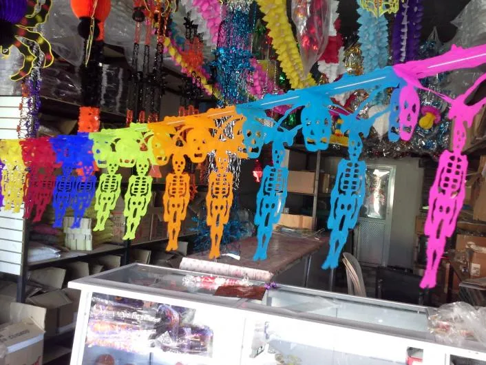 Papel picado ARTEMEX en SAN SALVADOR HUIXCOLOTLA. Teléfono y más info.