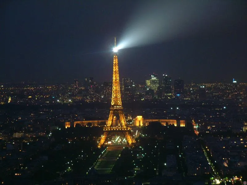 paris-de-noche.jpg