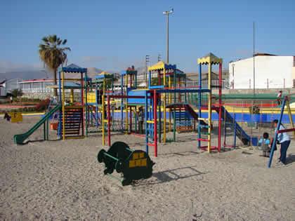 EL PARQUE DEL NIÑO DEL MALECON COSTERO DE ILO