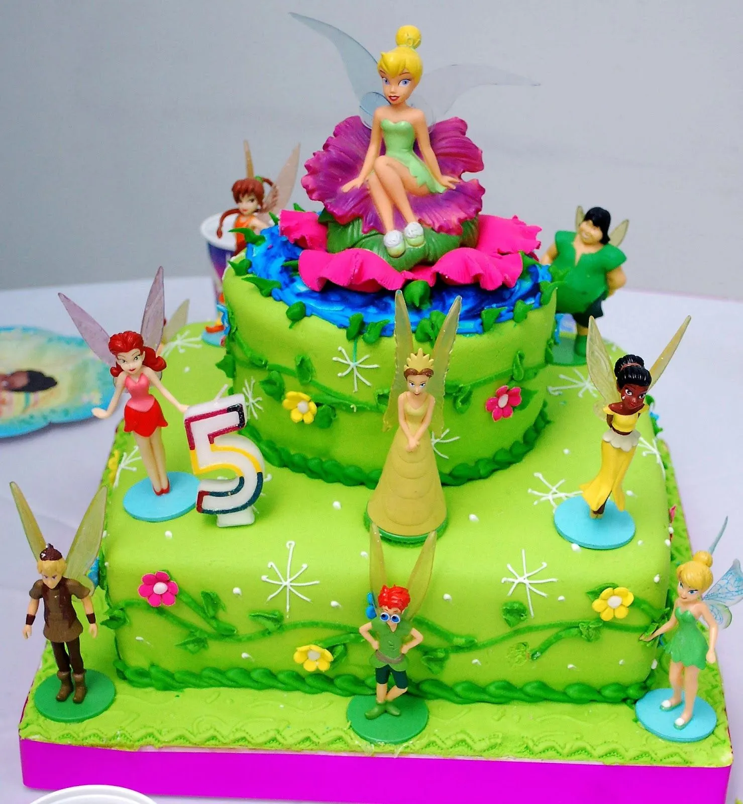 Party Fiestas - Tortas y Ponques