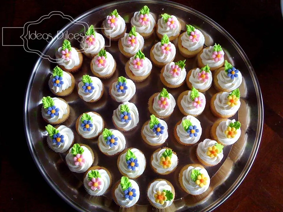 Los Mini-cupcakes para el Baby Shower de Antonia | Ideas Dulces