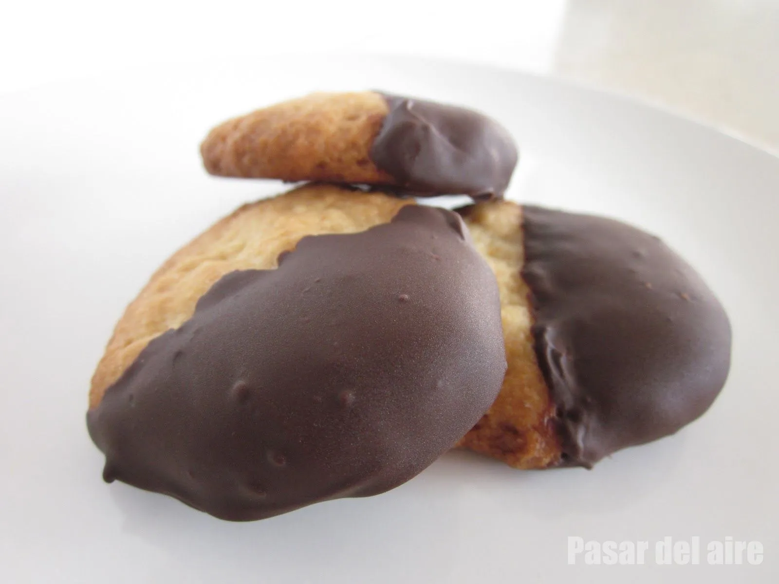 Pasar del aire: Galletas de jengibre con chocolate como en "Los cinco"