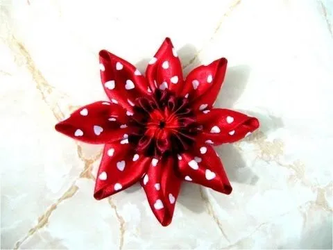 Cómo pasar de un corte «bob» a un moño bajo en tres días? - WorldNews