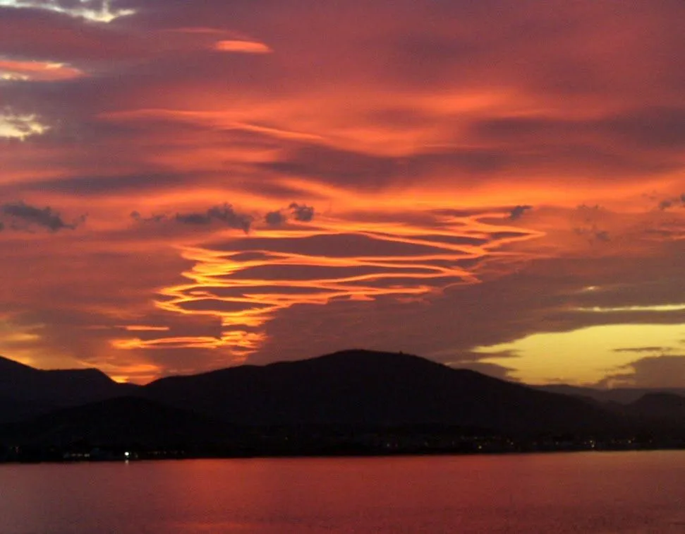 Paseos: Paisajes celestiales; chemtrails