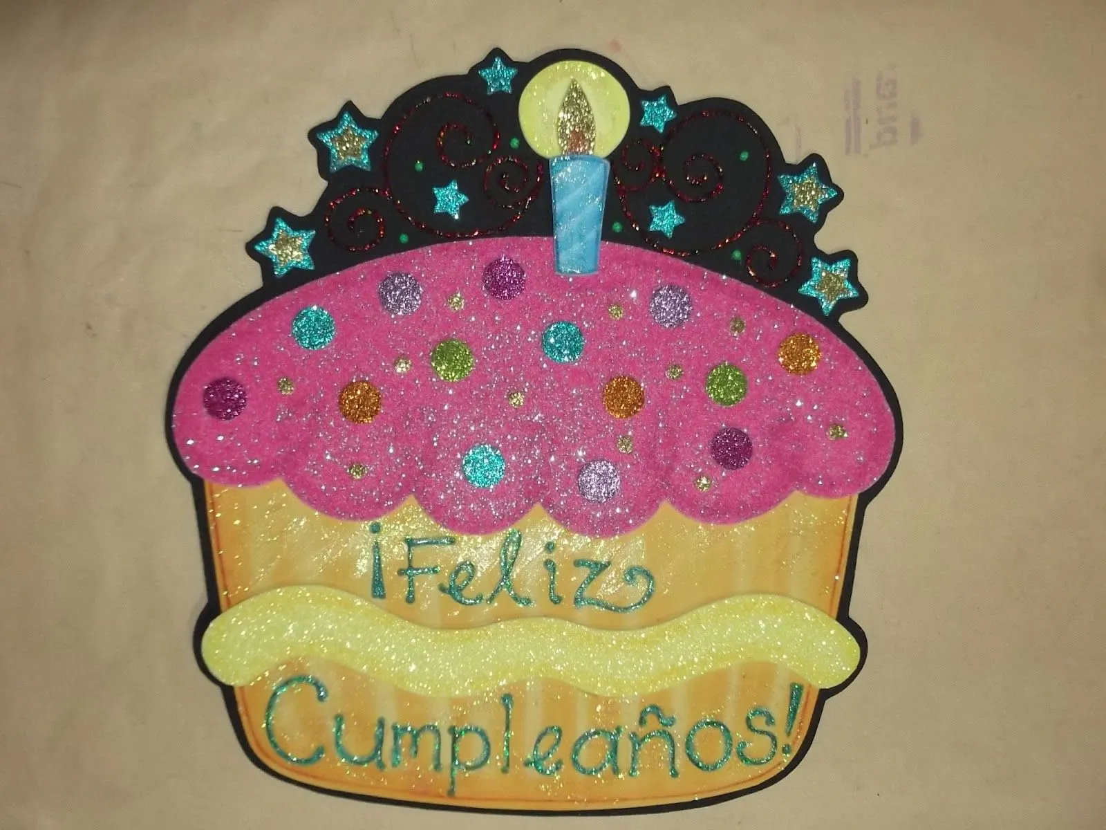 Pastel de Cumpleaños en fomi | Fomiart