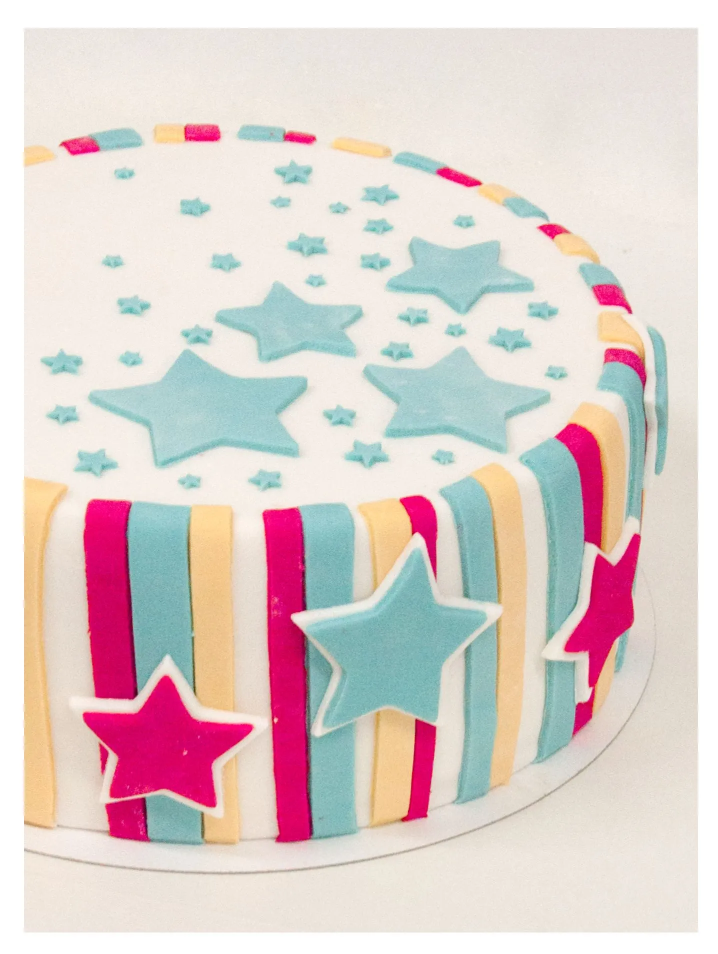 Pastel Estrellas y Rayas