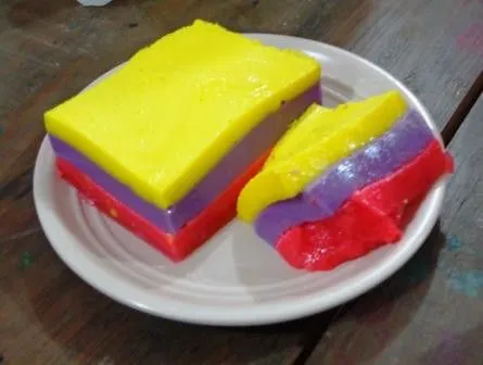 Este es el pastel de gelatina tricolor. | Flickr - Photo Sharing!