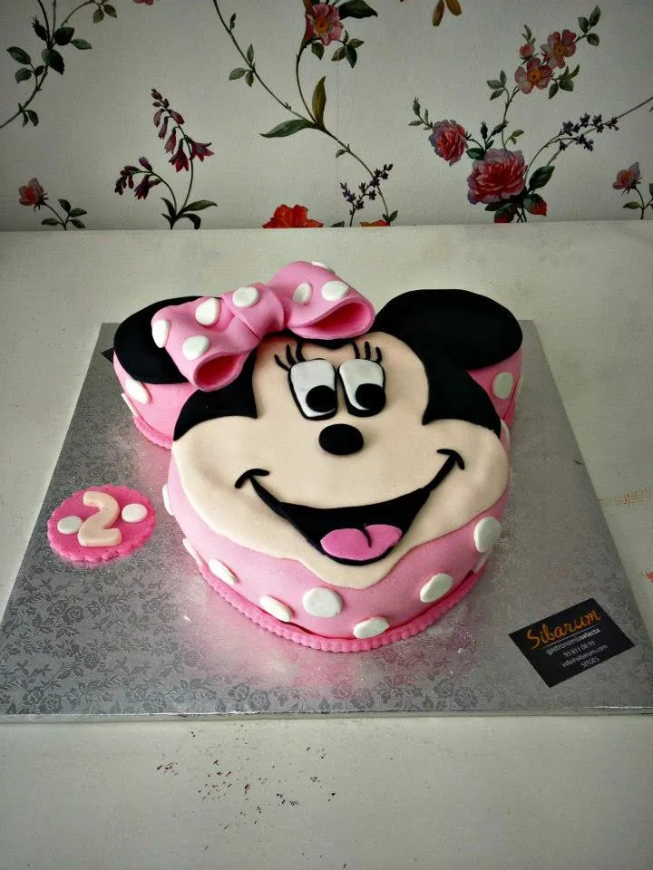 Pastel de la Minnie Mouse | Sibarum Cakes & Catering Blog