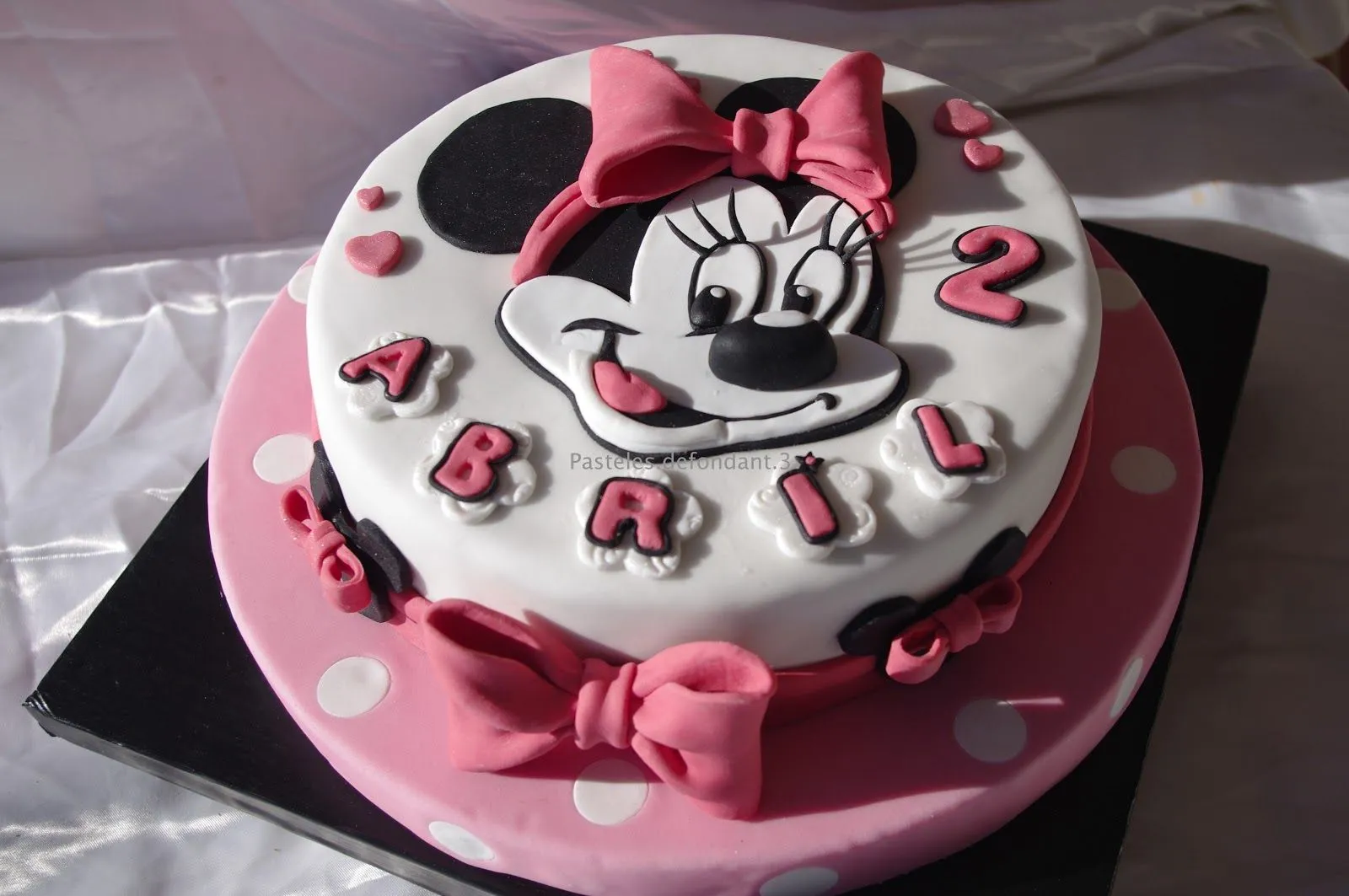 Pasteles de fondant de Minnie Mouse - Imagui