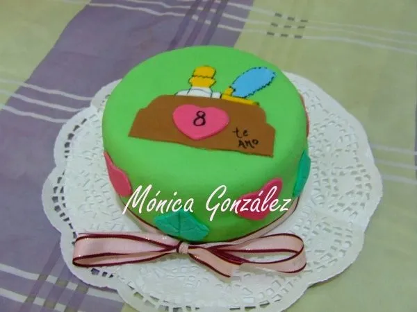 Pasteles MG: Mini tarta de aniversario: Homer y Marge Simpson.