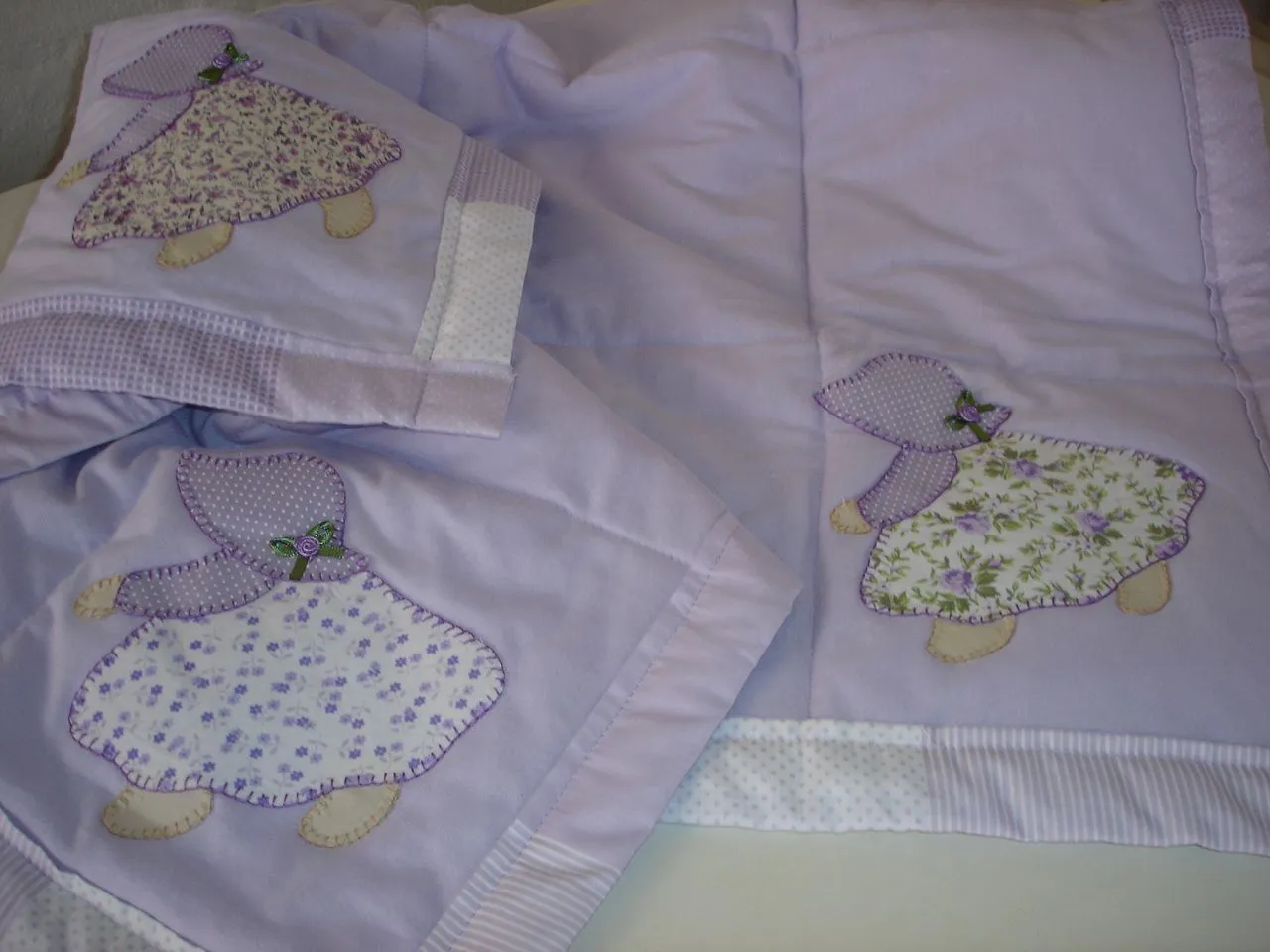 Juliana Pasquini Bordados e patchwork: edredon bebe patchwork