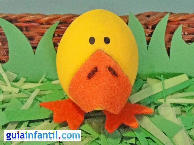 Patito travieso. Manualidades infantiles con huevos