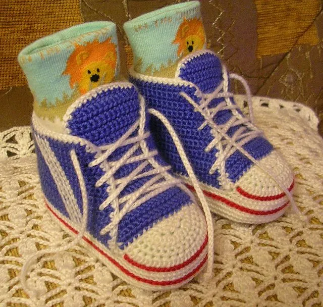 Show Me Your Booties - 10 Free Crochet Patterns!