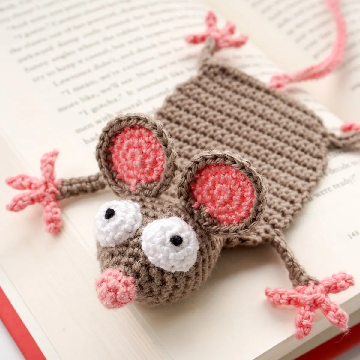 Patrón de Crochet Ratón Marcapáginas Amigurumi - «Ratón de Libro» |  Supergurumi