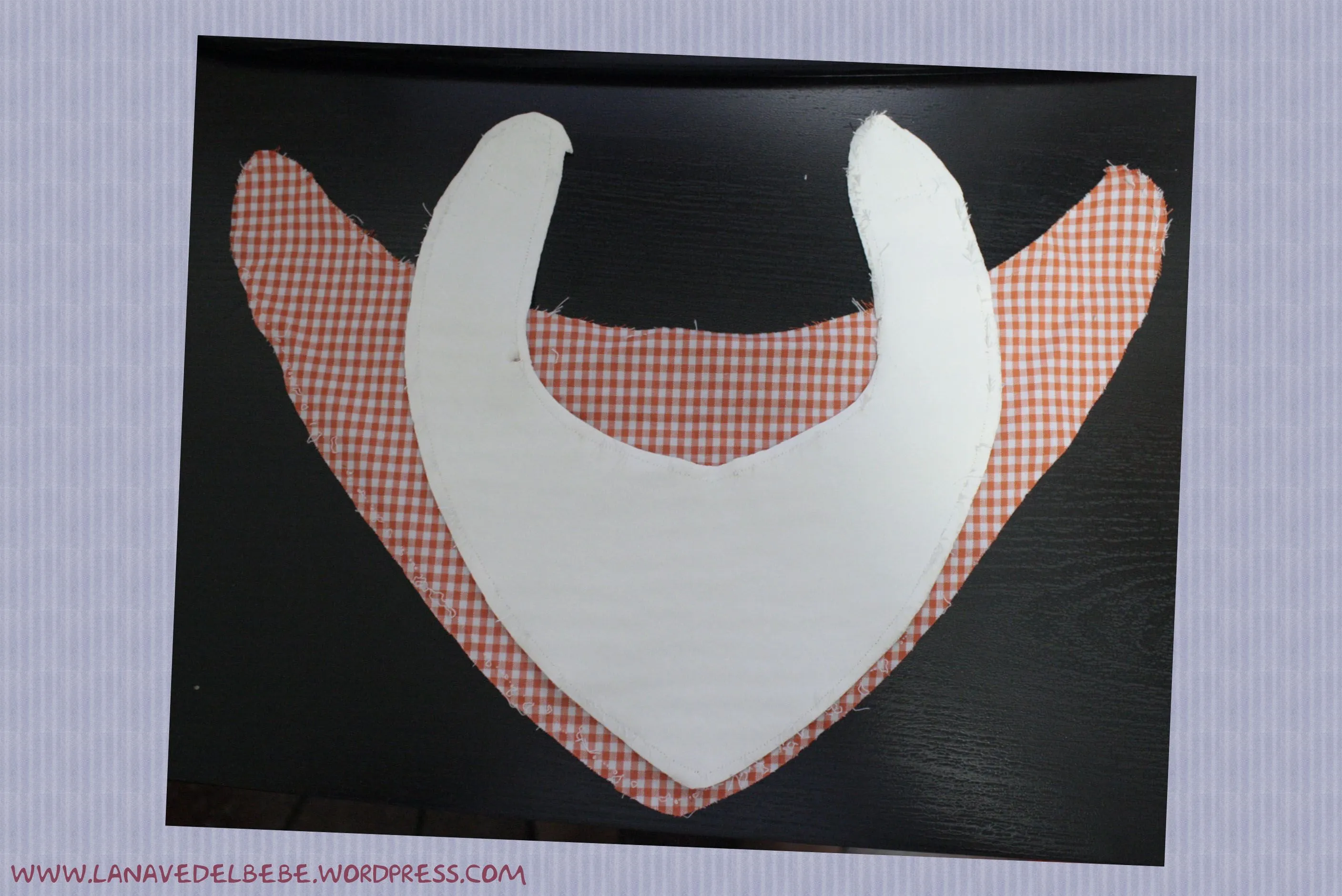 Patron fácil de babero bandana con medidas