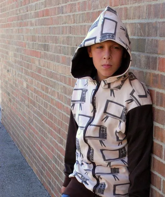 Patrón gratis y tutorial: sudadera chico talla 10-12 años - yo ...