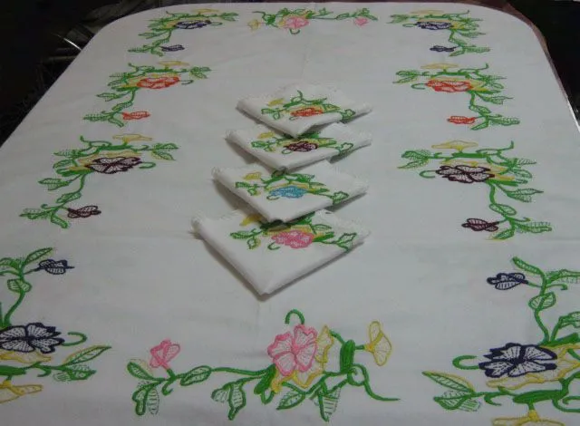 Patrones de flores para manteles - Imagui