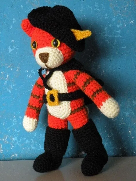 PDF Gato con botas 28 cm muñeco amigurumi. por siemprejosefina
