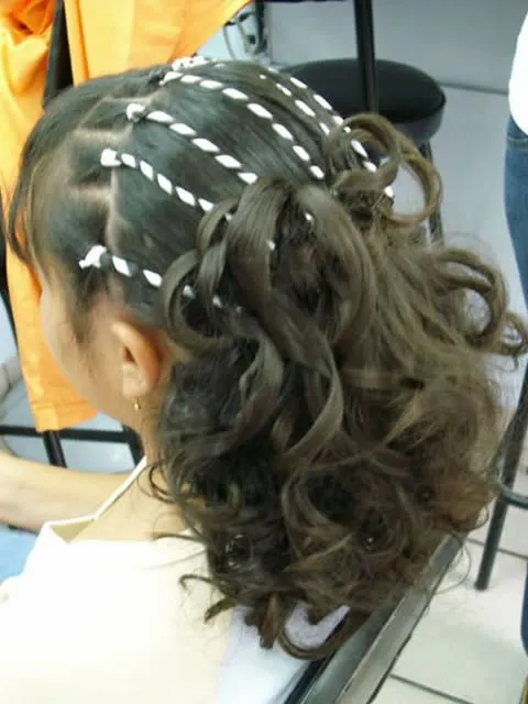 Peinados: Peinados para comunion de niña