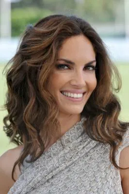 PEINADOS | La Vie En Rouge