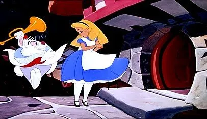 MIS PELICULAS Y SERIES: ALICIA EN EL PAIS DE LAS MARAVILLAS