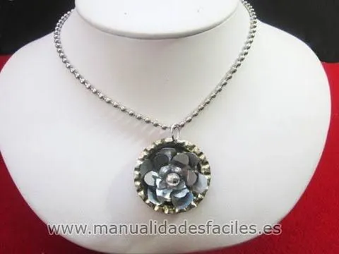 COMO HACER PENDIENTES Y COLGANTES CON CHAPAS Y LATAS RECICLADAS ...