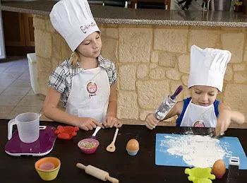 PEQUEÑOS Cerritos: MINI CHEF