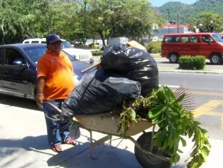 Diario de Zihuatanejo ::::: El primer diario de la Costa Grande de ...