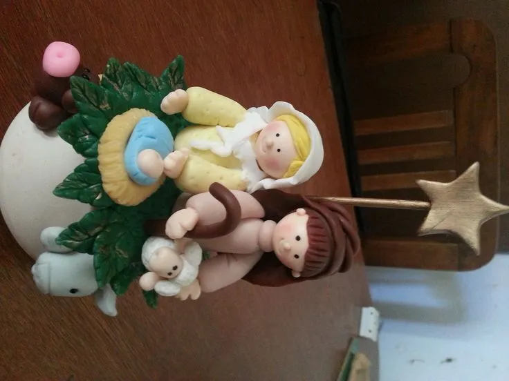 Pesebre en Porcelana Fria. | porcelana | Pinterest