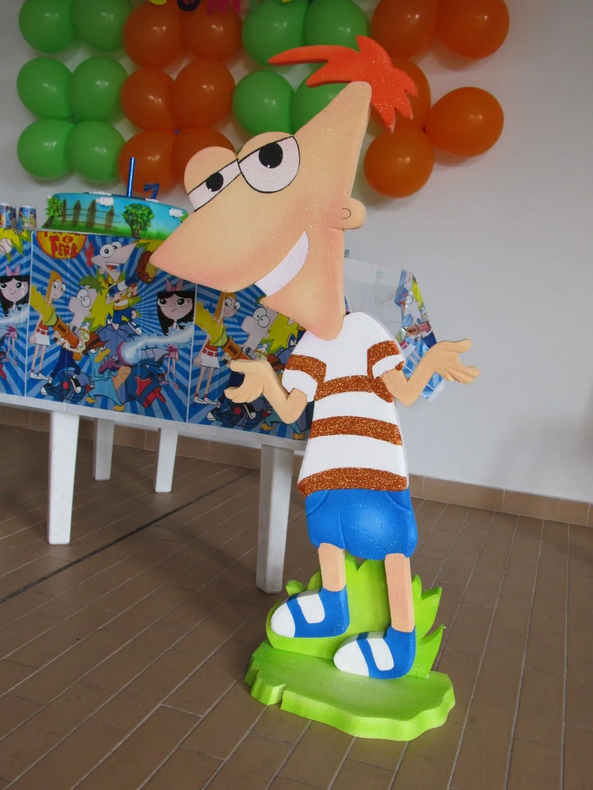 PHINEAS AND FERB FIESTAS INFANTILES Y RECREACIONISTAS MEDELLIN ...