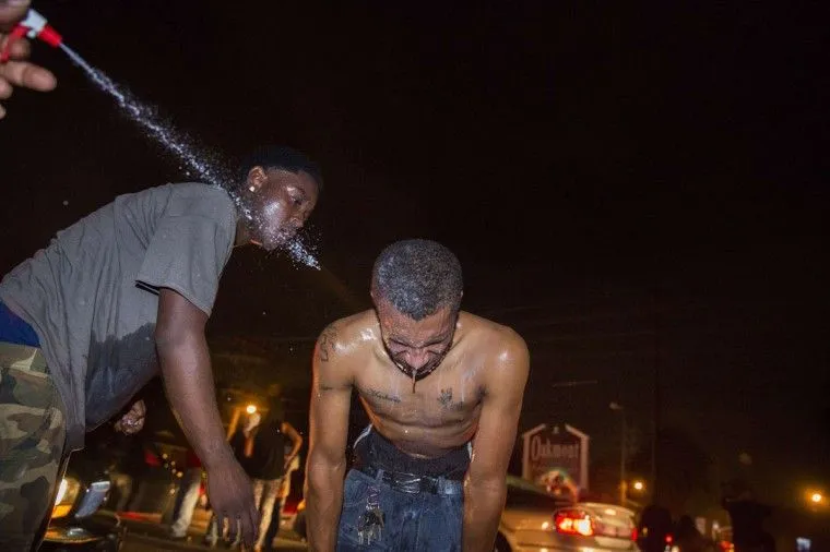 Photos that define the Ferguson, Mo., protests