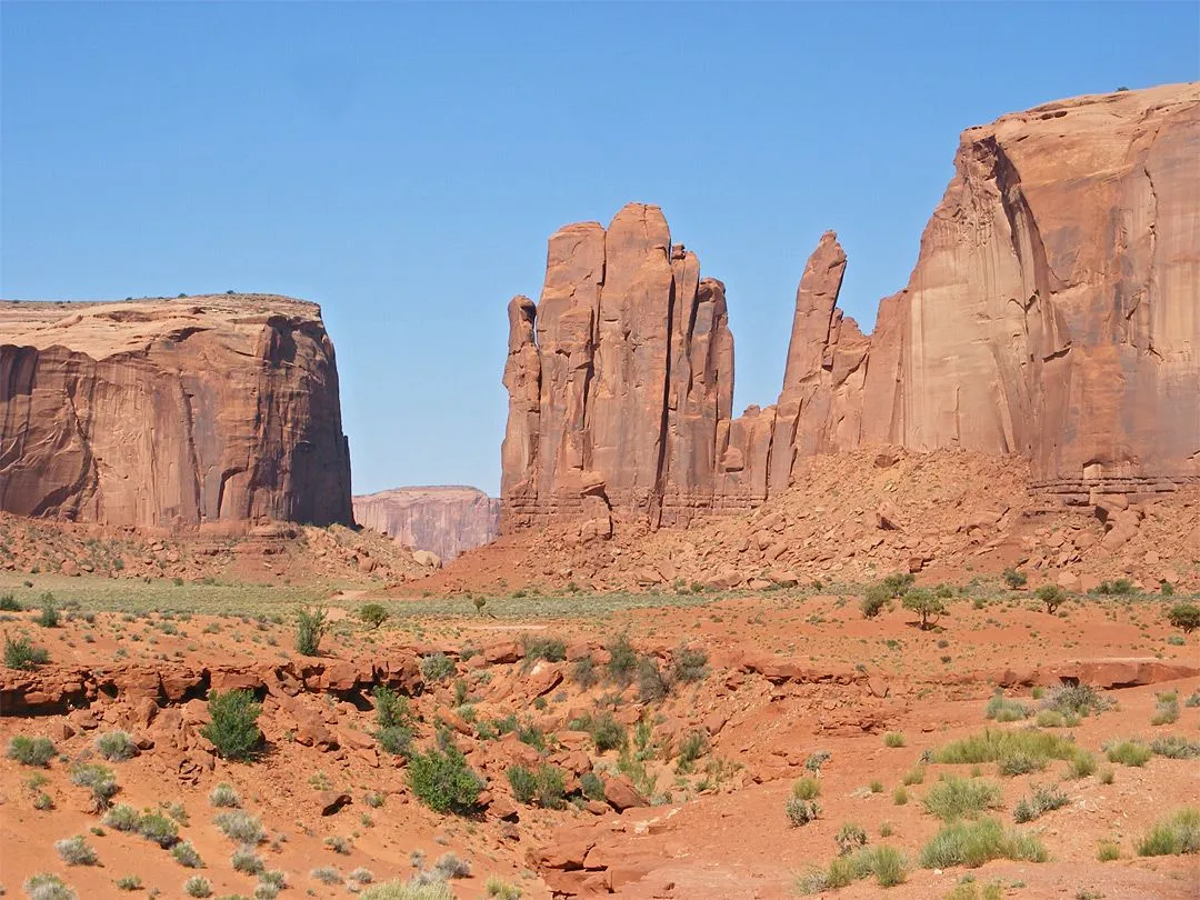 Pictures of Monument Valley in Utah: Rain God Mesa