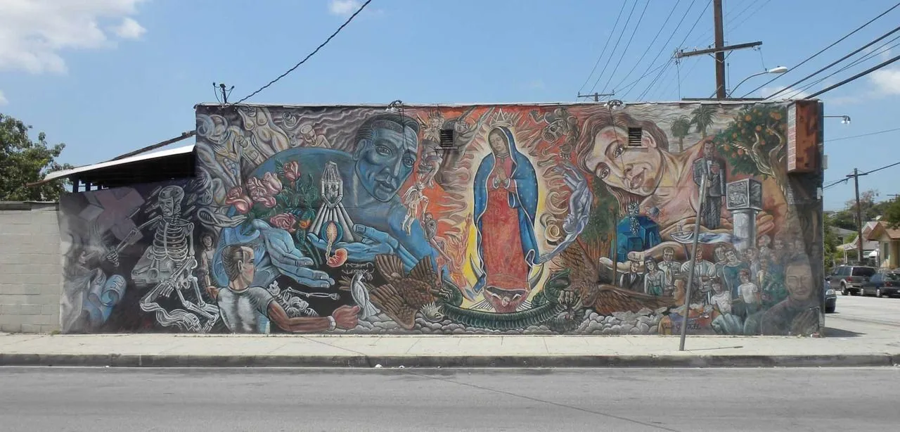 Pin Big Murales From The Varrio Latino on Pinterest