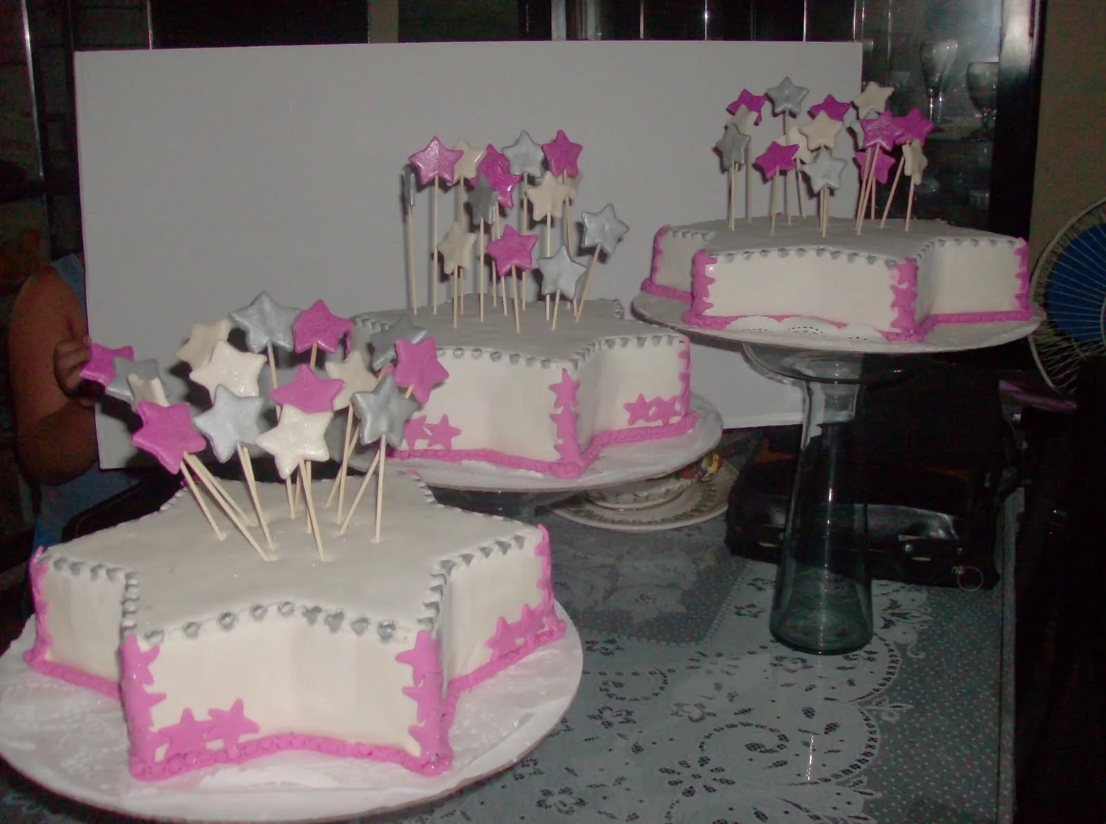 Pin Tortas Y Gelatinas Decoradas Para Primera Comunión Bautizo on ...