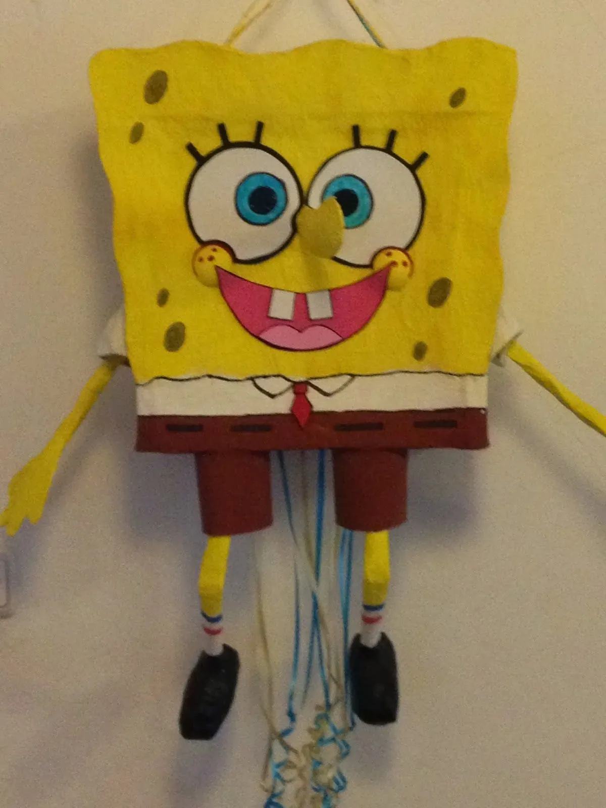 PIÑATA de BOB ESPONJA | Manualidades Amelia