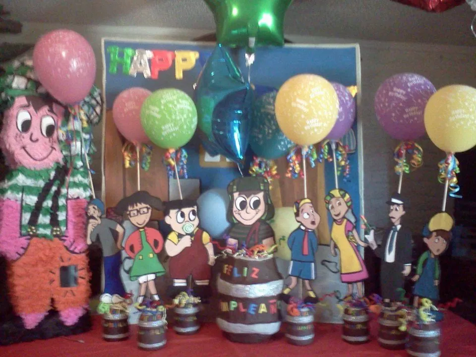 Piñata y centros de mesa del Chavo del 8 | Fiestas y eventos ...