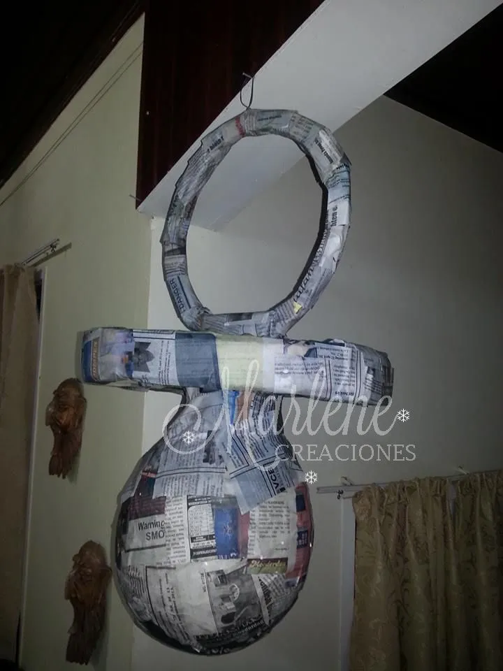 Como hacer una pinata en forma de chupon para Baby Shower | Mundo ...