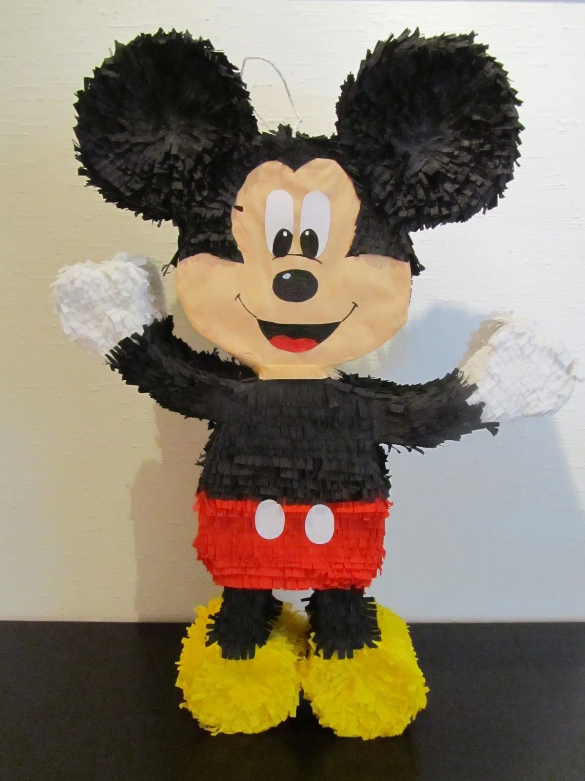 Como hacer una piñata de Mickey Mouse - Imagui