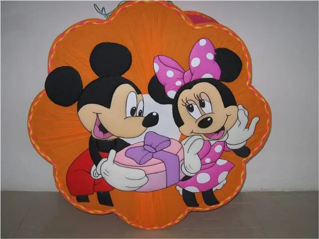 piñata mickey y minnie | Flickr - Photo Sharing!