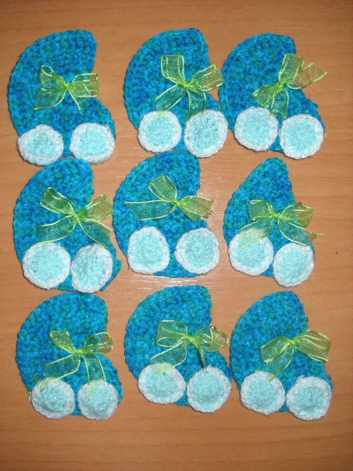 Piñatas Las Palmas: Broches para Baby Shower