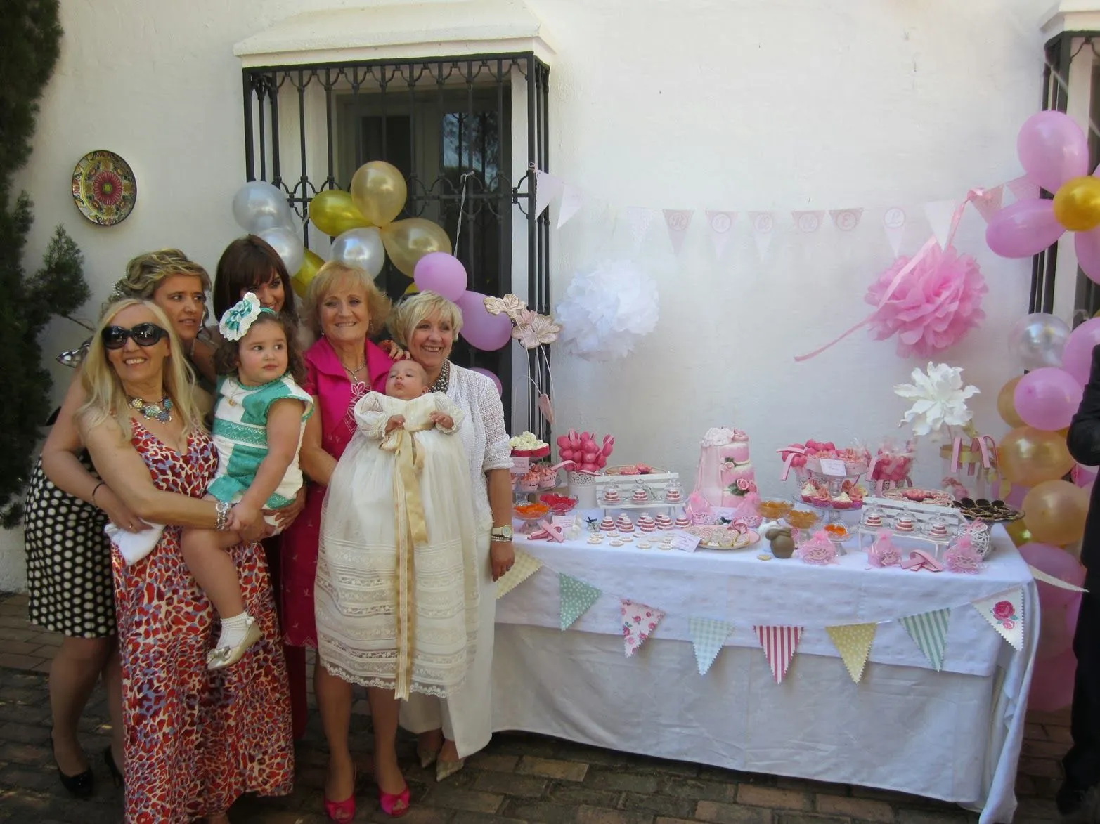 Pink Artesanas - Galletas y Tartas decoradas: Mesa dulce para ...