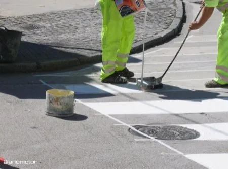 Cómo se pintan los pasos de cebra(senda peatonal), Imágene - Taringa!