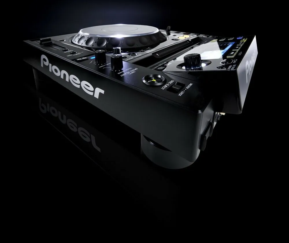 Pioneer CDJ-2000 - DJ - Deejayforum.de