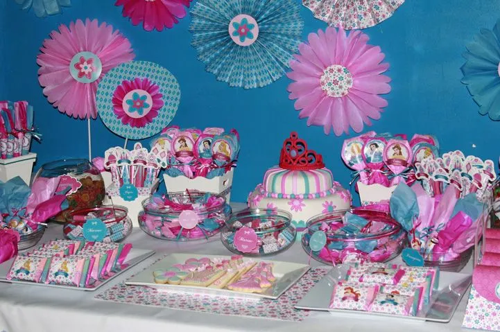 Pipirú: Princesas Disney - Cumple de Princesa Emma