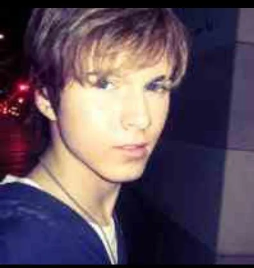 Pix For > Paul Butcher 2013 Girlfriend